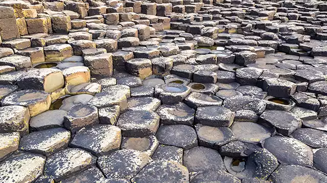 Giant's Causeway basalt blokken