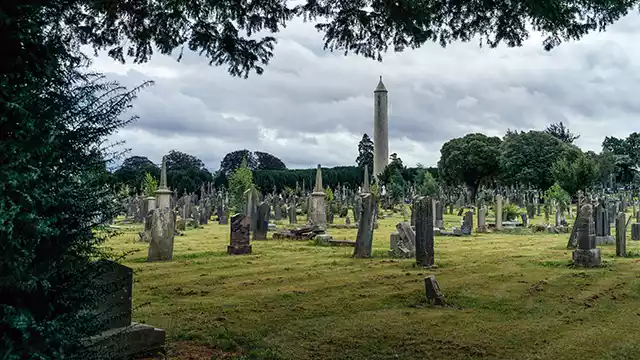 Graven bij Glasnevin Cemetery Museum