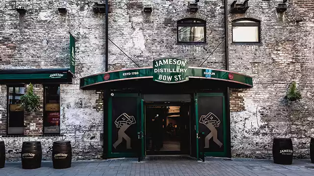 Jameson Distillery Bow St. Entree